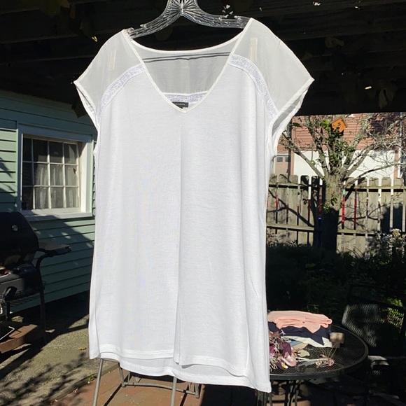 Ann Taylor | Tops | 2 For Ann Taylor Large Fancy White Tshirt | Poshmark